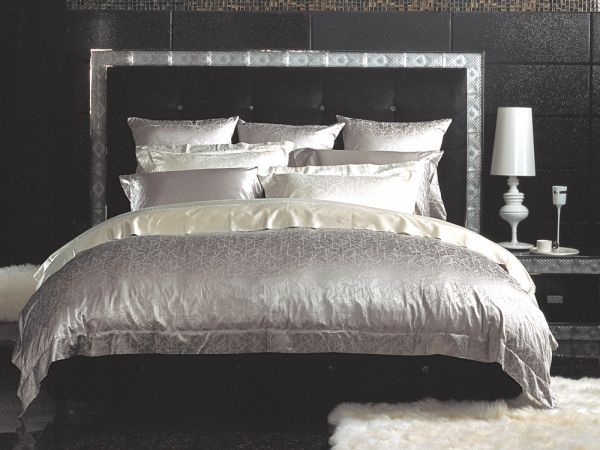 Sichou Seiden-Bettwäsche Trees Silver